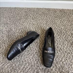 Salvatore Ferragamo Pumps Low Block Heel Women’s 9 B Black Leather Loafer Shoe
